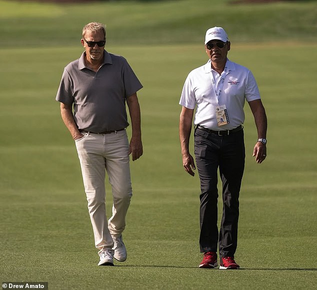 In the latest snaps, the Hollywood actor sported a pair of light tan trousers as well as a gray polo shirt