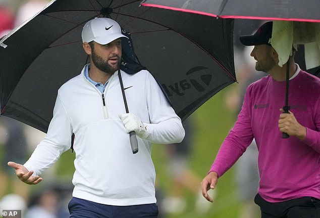 Clark, seen talking with Scottie Scheffler, is hoping to add a second major title to his list
