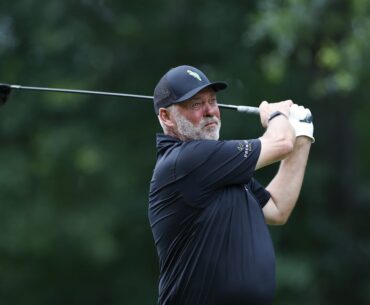 Clarke continues to struggle as Green maintains lead