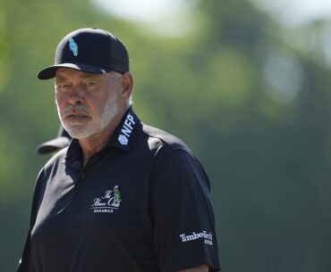Clarke five back at Insperity Invitational