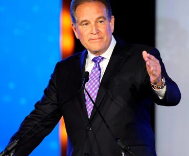 Jim Nantz brings zest to First Tee chair role