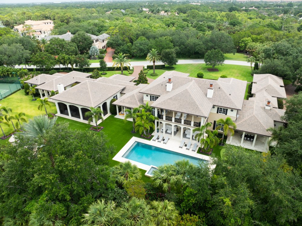 Why Do So Many Pro Golfers Live in Jupiter, Florida? Rory McIlroy, Tiger Woods and More