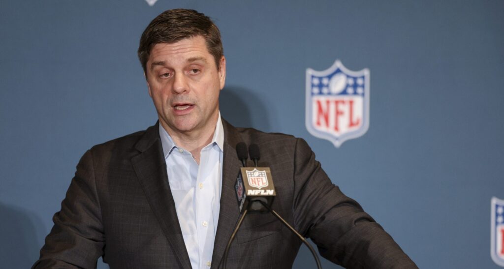 PGA Tour reportedly eyeing NFL media exec for CEO role