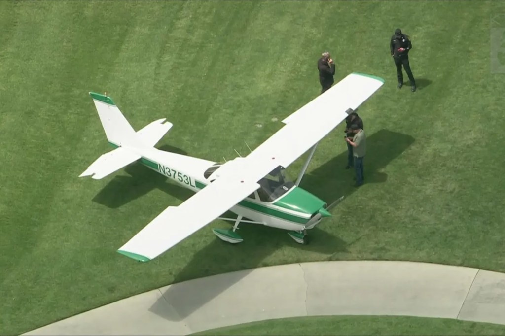 A plane was forced to make an emergency landing at a golf course in the Pacific Palisades Friday afternoon.
