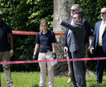 Man accused of Trump assassination attempt in Florida seeks dismissal of some gun charges