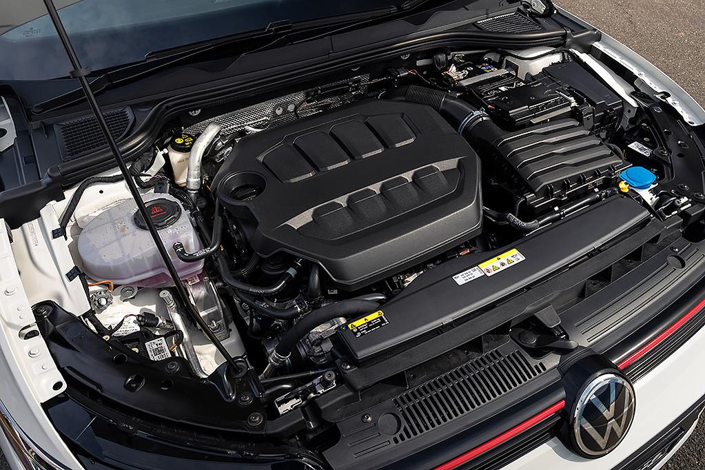 vw golf gti pure white 12