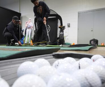 Organizations are partnering to introduce Black students in Detroit to golf