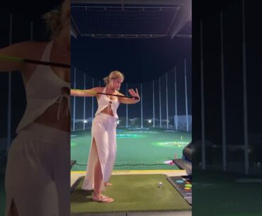 Looks like it’s time to go on a real golf date #golfgirl