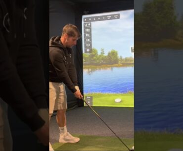 BenQ AH500ST Golf Simulator Projector