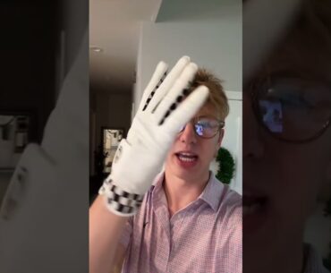Why settle for a boring golf glove?