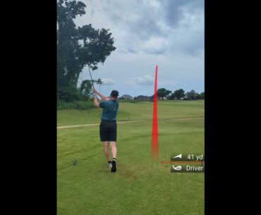 Cutting the corner is easy! #golfshot #golf #shorts