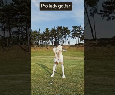 pro lady golfer slow swing.. #golftips #golfgear#golftechnique #beginner #golf #golfskill #golfer #