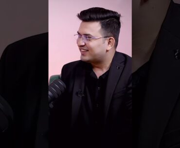 Akhilesh Yadav and Virat Kohli ko Anushka aur Dimple ne Badal? #shorts