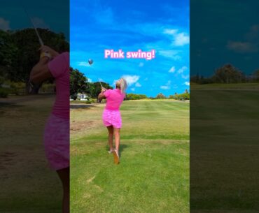 ⛳️💖 #cartgirl #golf #golfgirls #golfers #golfer #golfswing #golflife #golfing #golfclub #driver