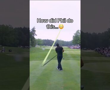 They don’t call him Phil the Thrill for nothing 😅 #golf #LIVGolf