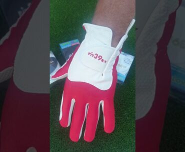 Fit39 Red & White Golf Glove | Trusted Performance, Japanese Design
