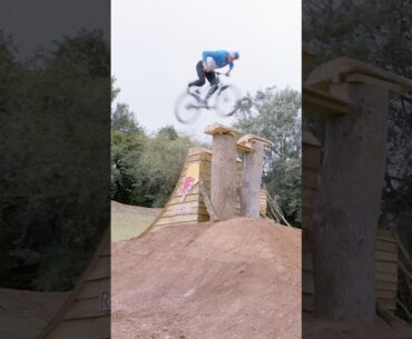 flipped his way into the history books 👏 #mattjones #mountainbike #mtb #backflip