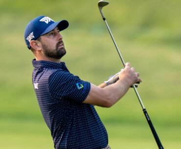 Del Solar settles for 61 and share of Canadian Open lead