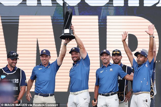 DeChambeau celebrates with his Crushers GC teammates after winning LIV Golf Virginia