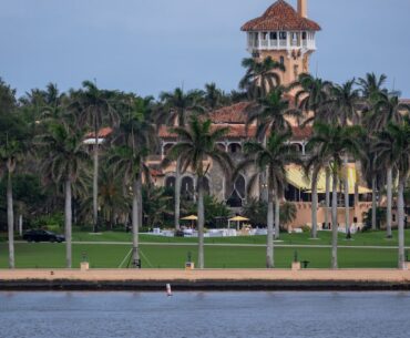 Texas man accused of jumping wall at Mar-a-Lago to marry Trump’s granddaughter