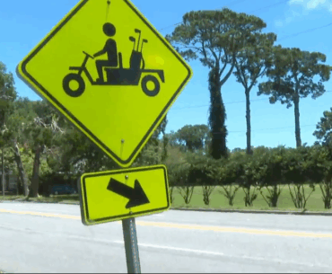 One lane of Maybank Hwy to close Wednesday morning for golf cart crossing signal repair