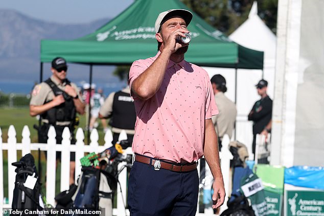 The tight end chugs a beer on the course as his final round descends into chaos