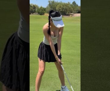 Amazing Golf Swing you need to see | Golf Girl awesome swing | Golf shorts | Jazz