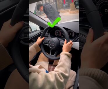 Look, let me teach you how to turn the steering wheel correctly!