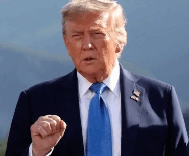 Airspace incursion near Trump's golf course: Plane violates restriction; escorted out by F-16