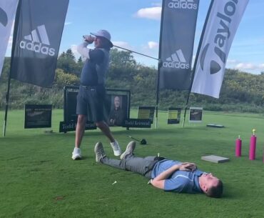 Todd Keirstead performing at the 2024 Pinball Clemens Foundation Golf Tournament