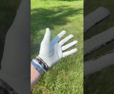 Why are you still rocking a boring golf glove