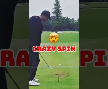 Tiger Woods put on a CLINIC at the range 🐅