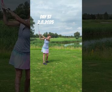 Poprvé na Kuňce #golf #golfbeginner #summer #water #funny #sports #tattoo #girl #woman