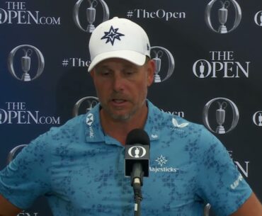 The discussion between Henrik Stenson and the referees about the clock