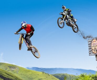 Mountain Bikes x Motorbikes in EPIC Red Bull Hardline Relay