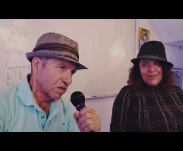 Sebastián Muñoz interpretando Un mundo raro