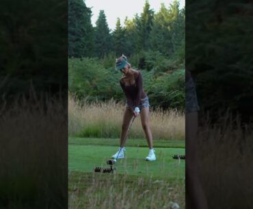 Amazing Golf Swing you need to see | Golf Girl awesome swing | Golf shorts | Clare Hogle