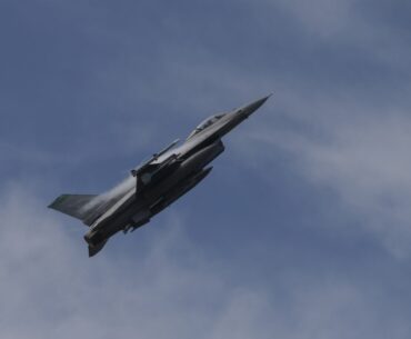 F-16 intercepts aircraft over Trump golf club airspace