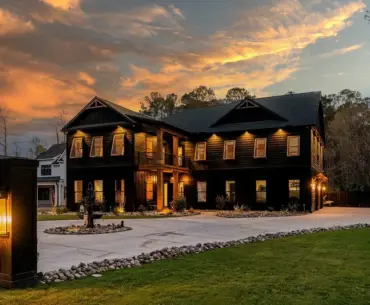 A new Myrtle Beach rental home will be golf utopia for visiting groups