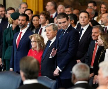 Who is standing next to Barron Trump? Trump’s kids, family circle – NBC Chicago