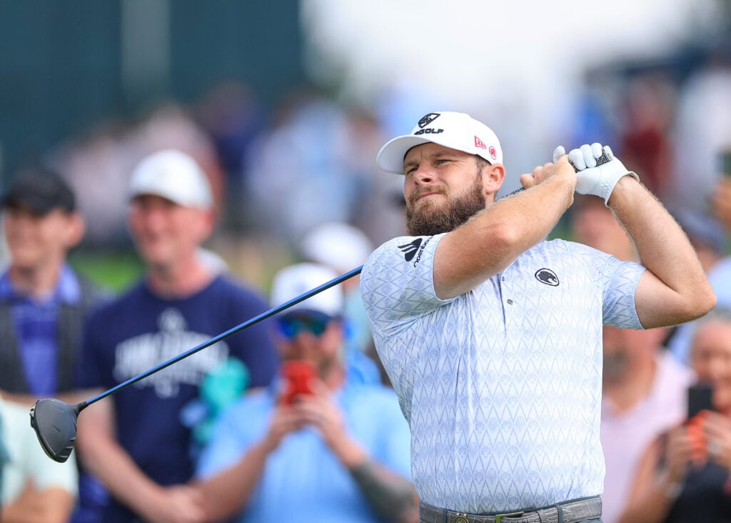 Tyrrell Hatton hits driver in round three at 2025 US Open