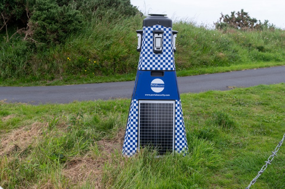 NINTCHDBJOBS000001125560 - 17/07 turnberry golf course new security cameras.Recently installed security cameras at Turnberry Golf Course