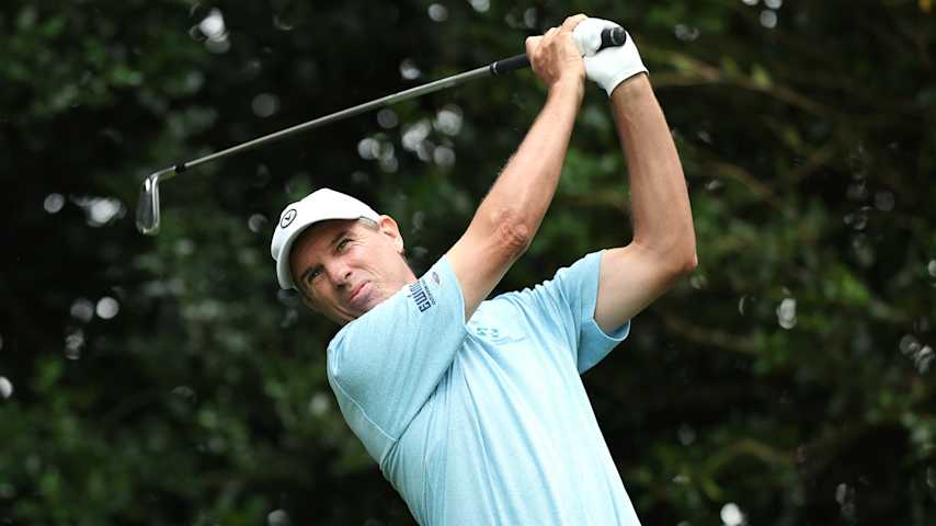 Steven Alker of New Zealand in action during the first round of the ISPS HANDA Senior Open 2025 at Sunningdale Golf Club on July 24, 2025, in Sunningdale, England. (Luke Walker/Getty Images)