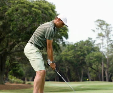 Breaking down the unique golf swing of tennis legend and two-time Wimbledon winner Rafael Nadal, who plays off scratch with his backhand-esque move.