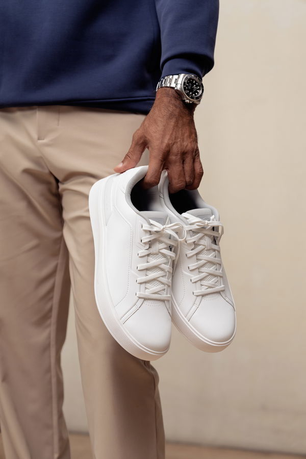 The Sun Day Red Osprey golf shoe