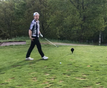 Catching my friends hole in one on video🤯🤯