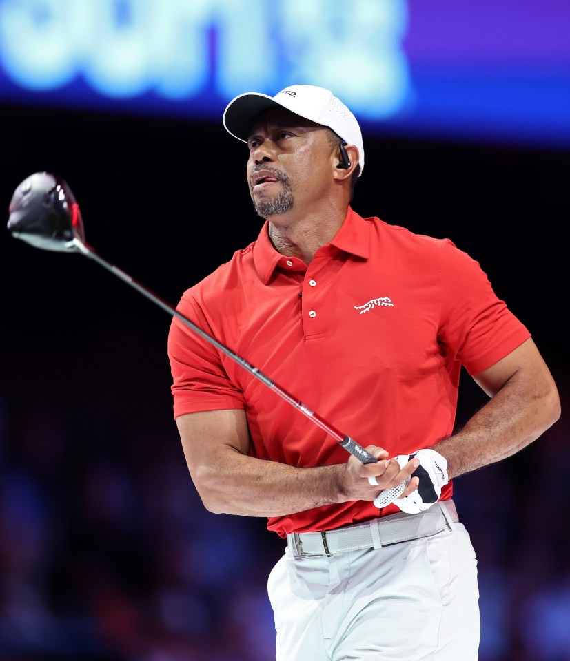 Tiger Woods playing golf.