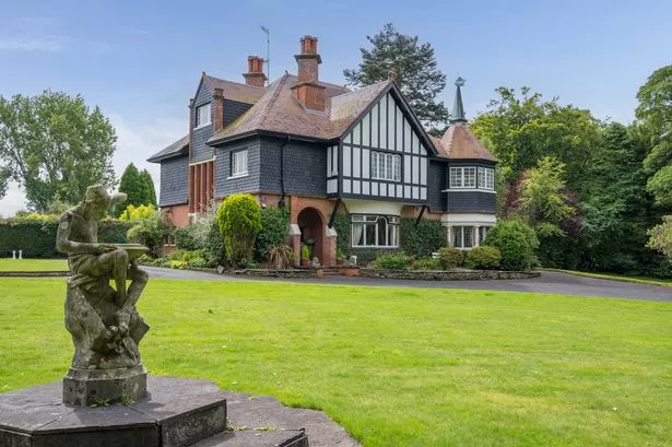 Red Dyke - ideal for homeowners looking to ensure a top-class golf course is within ‘driving’ distance