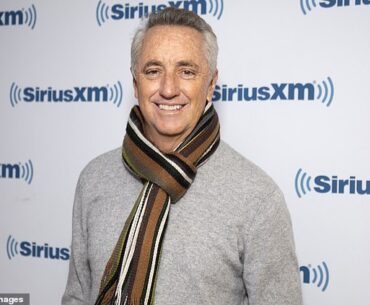 Former SI and ESPN writer Rick Reilly once again accused the President of cheating at golf