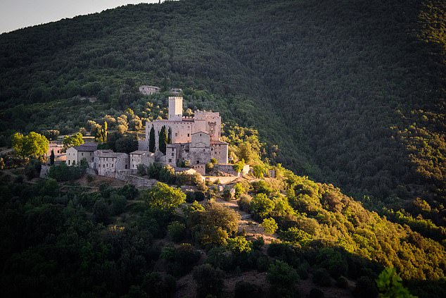 A setting like no other, truly breathtaking. Now the castle will be put to it's best use